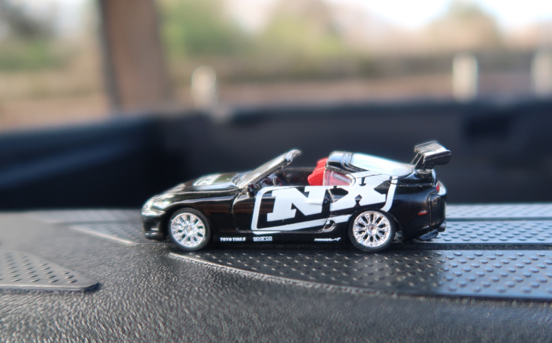 Illustration for article titled Supra Sunday...and two Vans